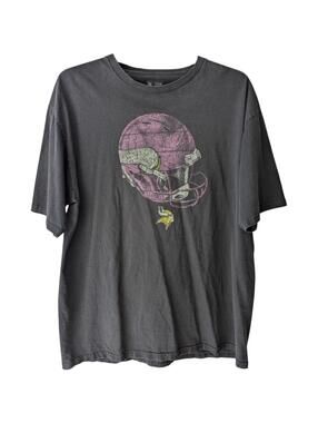 Vintage Y2K Minnesota Vikings Shirt XL 2XL Faded NFL Football Helmet Graphic Tee